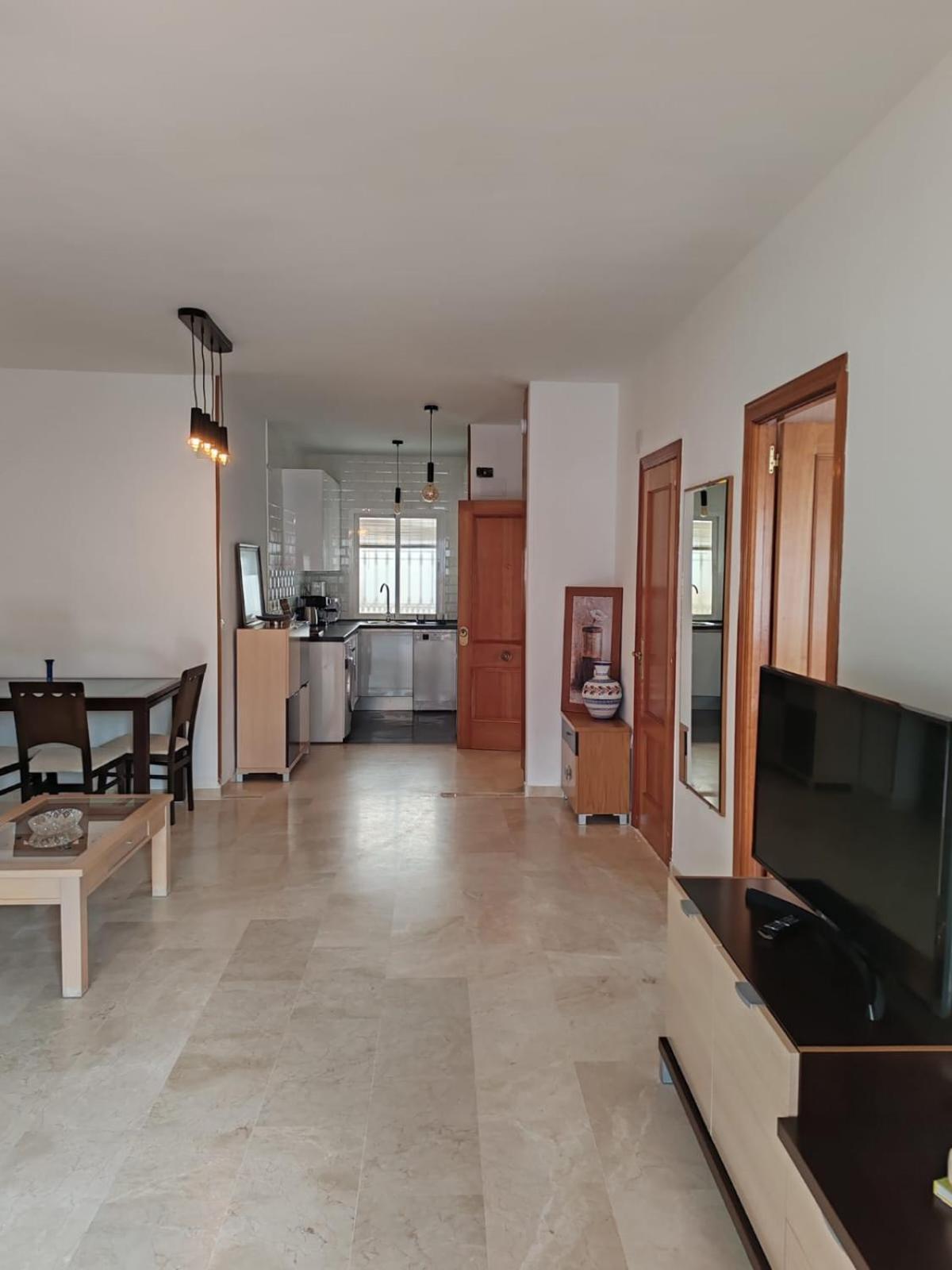 Seaview Apartment With Great Amenities & Facilities Benalmádena Eksteriør bilde
