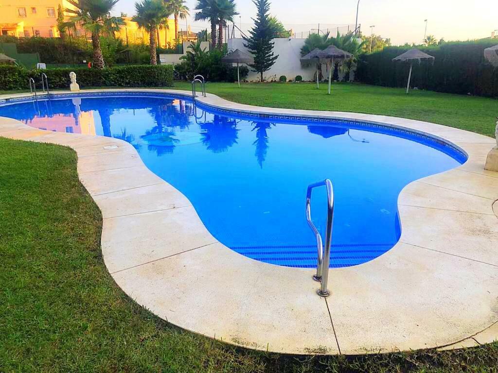 Seaview Apartment With Great Amenities & Facilities Benalmádena Eksteriør bilde